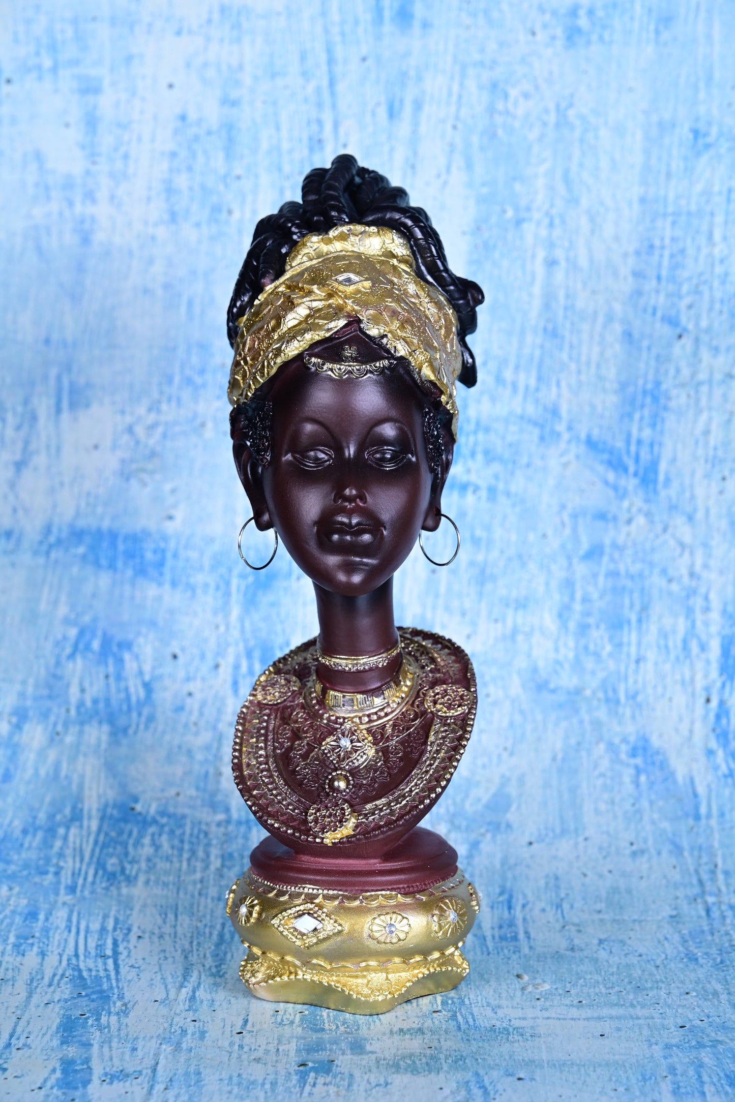 Queen of Grace | 32cm Royal Resin Bust in Gold & Maroon Detailing