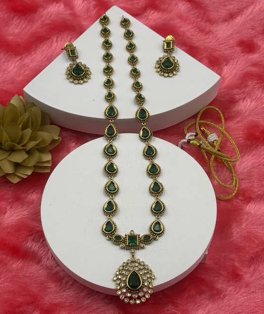 Green Pear Drop Stone Necklace Set with Earrings