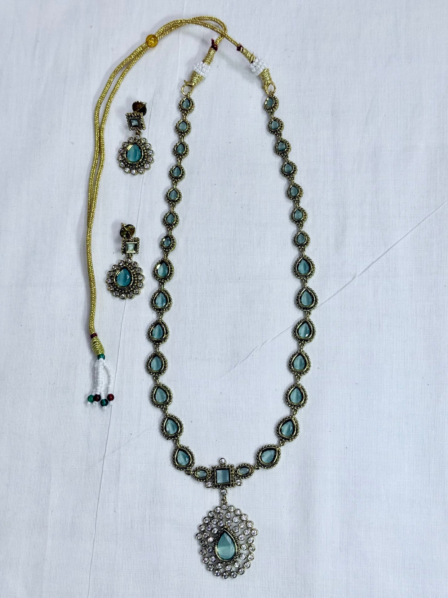 Light Green Pear Drop Stone Necklace Set with Earrings