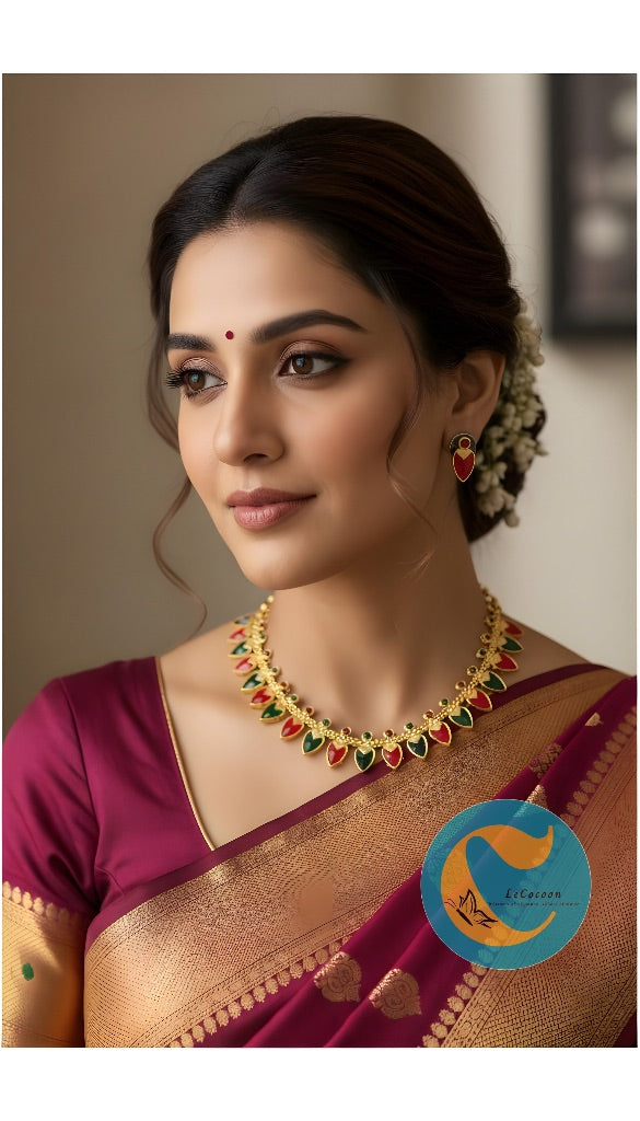 Elegant Leaf Dual-Tone Red and Green Motif Necklace Set