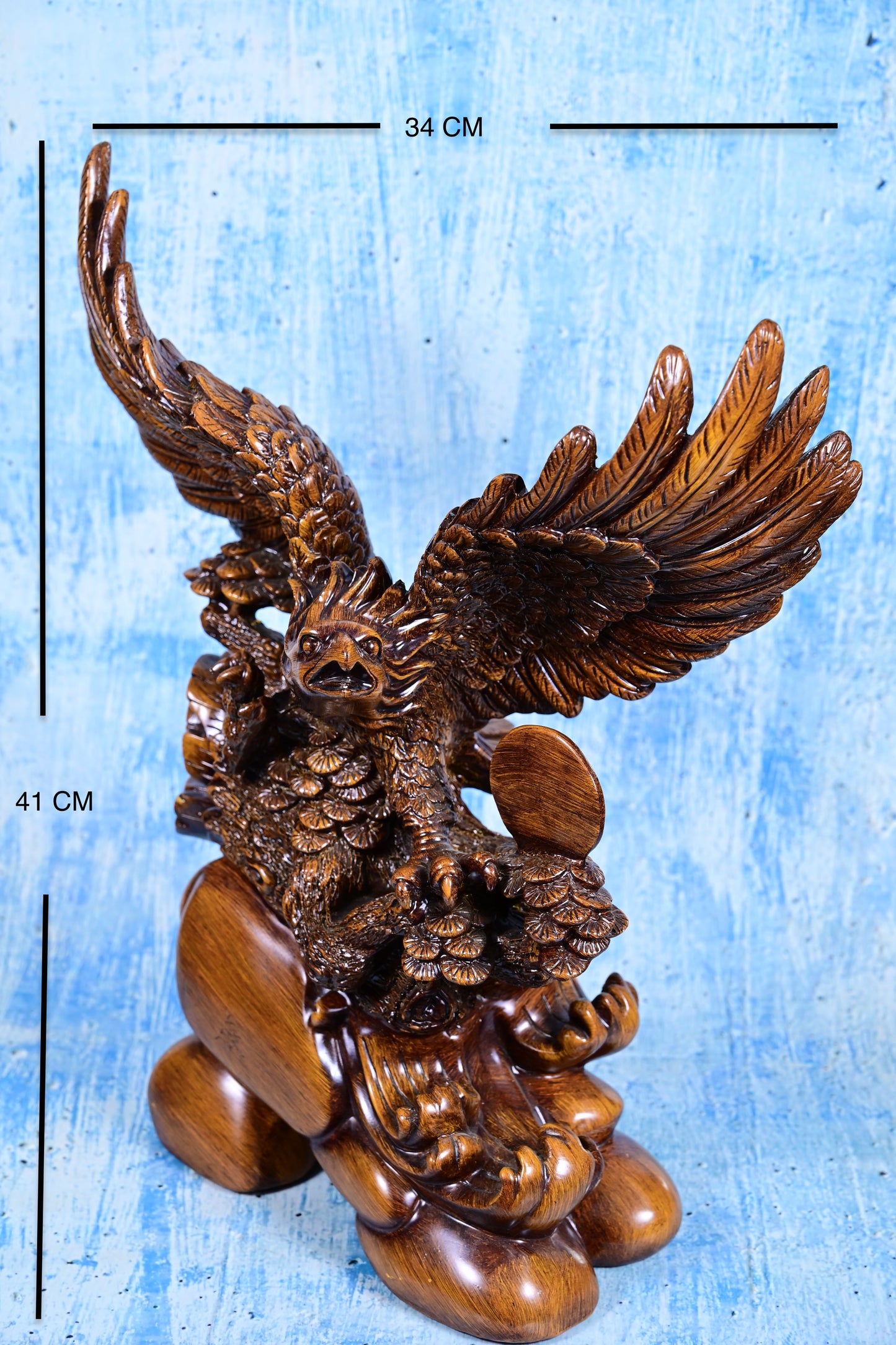Majestic Eagle of Victory | 40cm Faux Wood Resin Sculpture