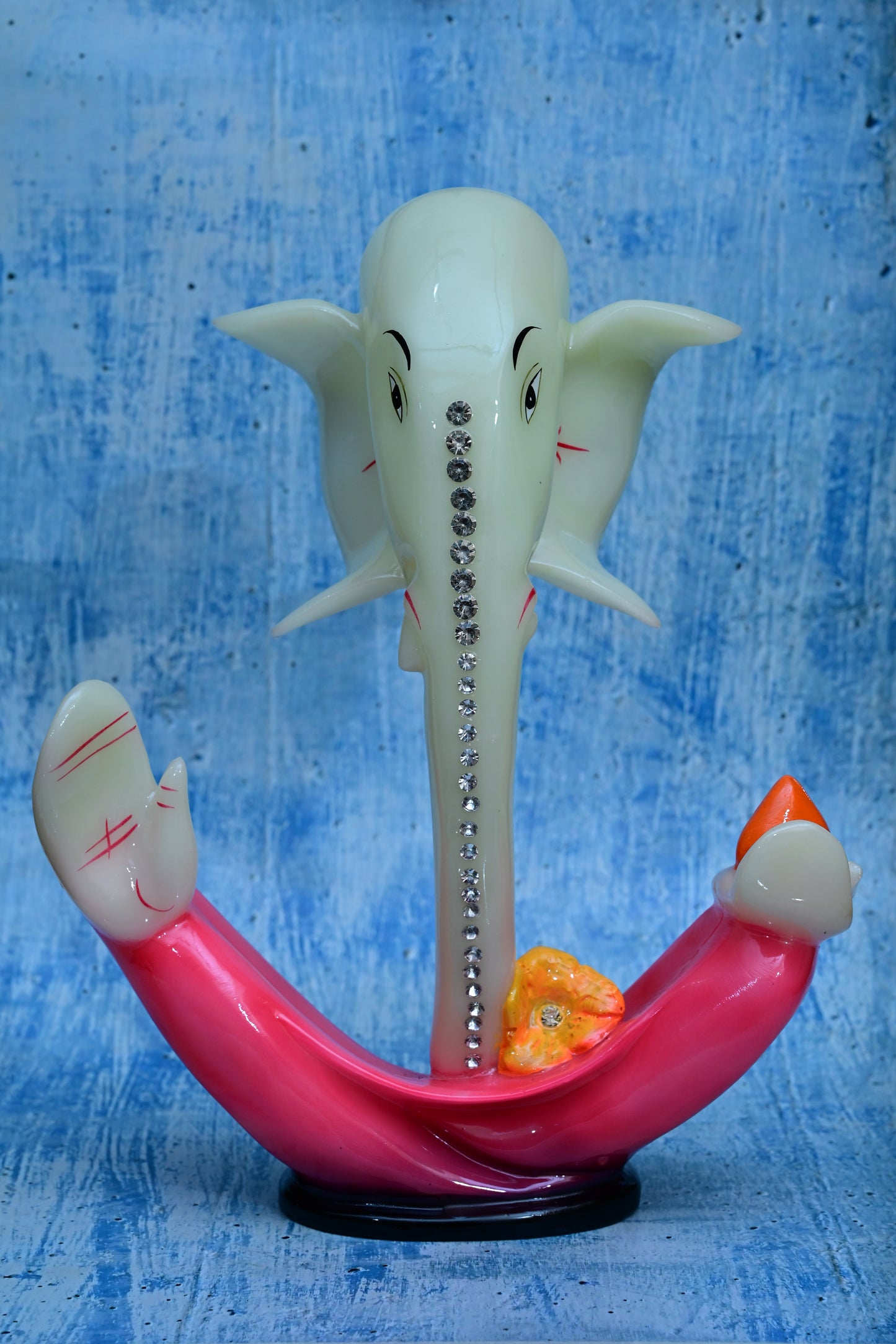 Leela Vinayaka – Glossy Modern Ganesha Statue (35 cm)