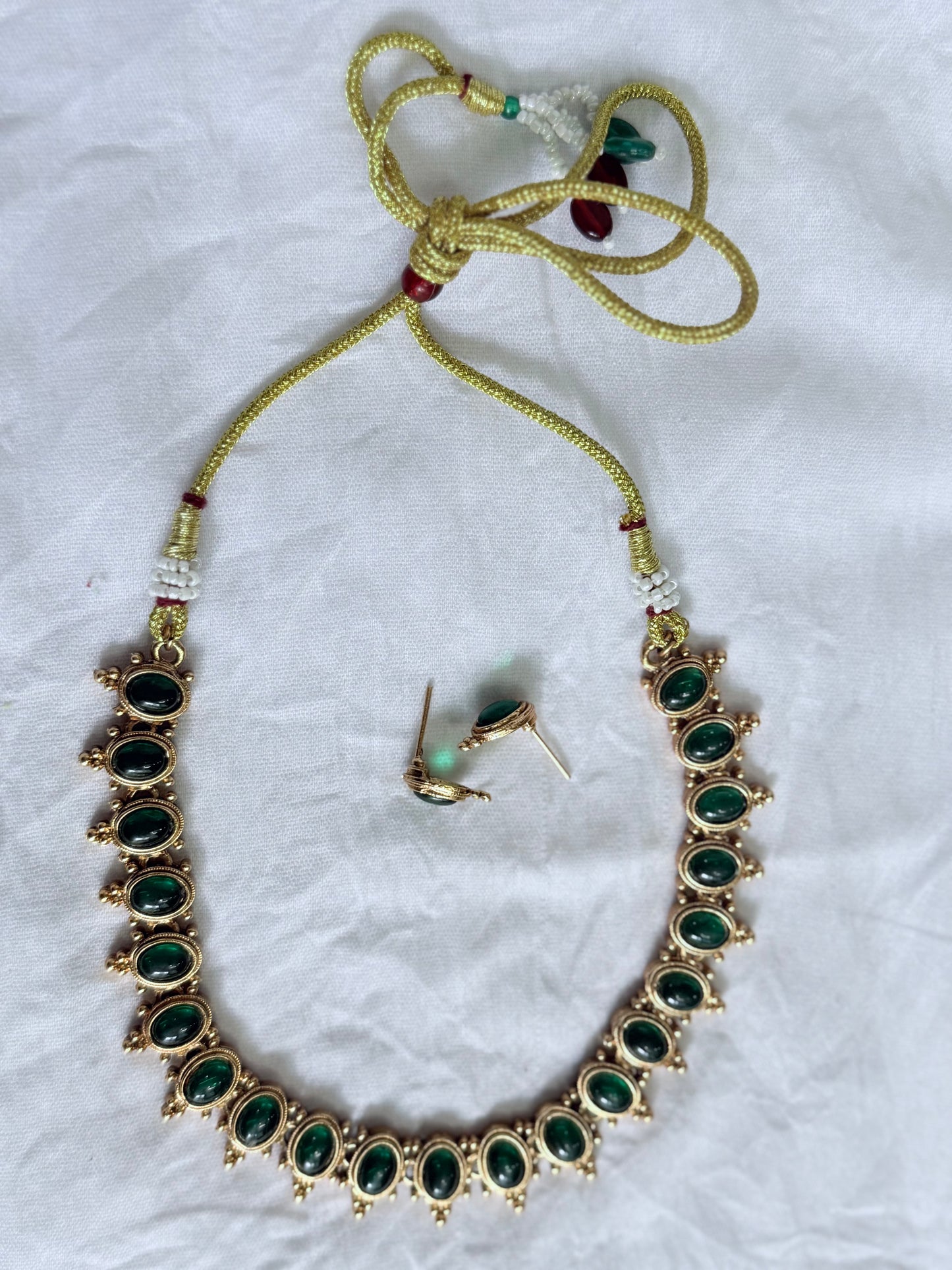 Classic Cabochon Choker Necklace Set with Earrings Emerald Green