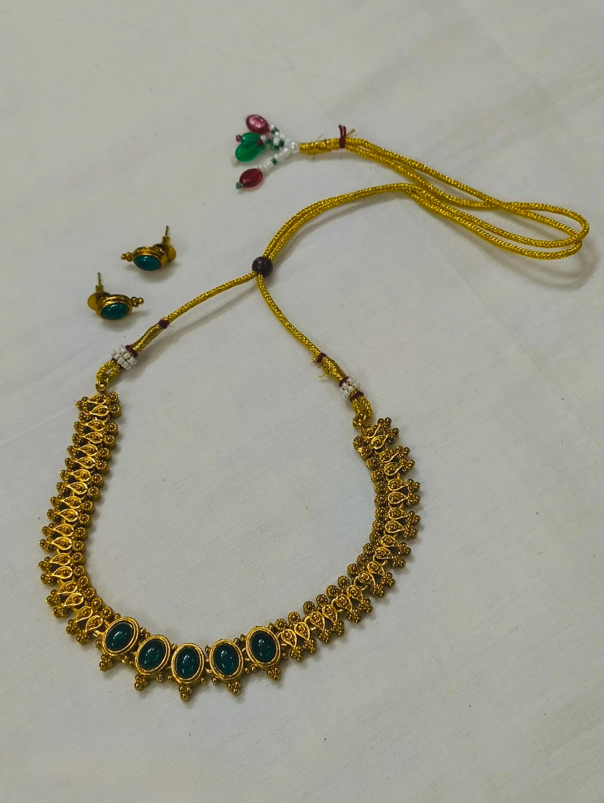 Antique Green Stone Necklace Set