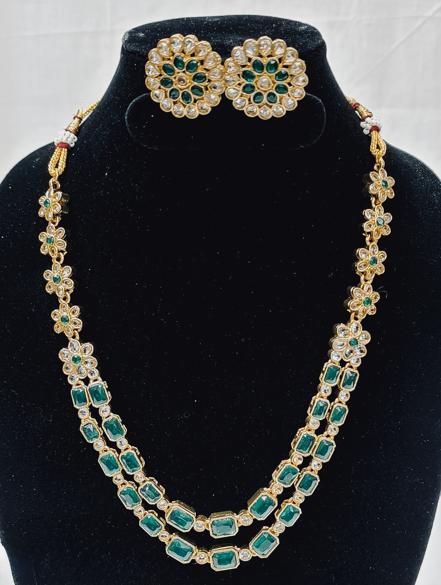 Floral Dual-Layer Stone Necklace Set with Stud Earrings Emerald Green