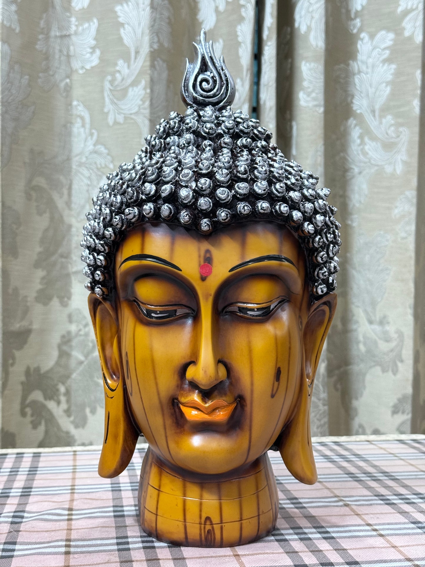 Divine Gaze – Buddha Head with Faux Wood Finish (40 cm)