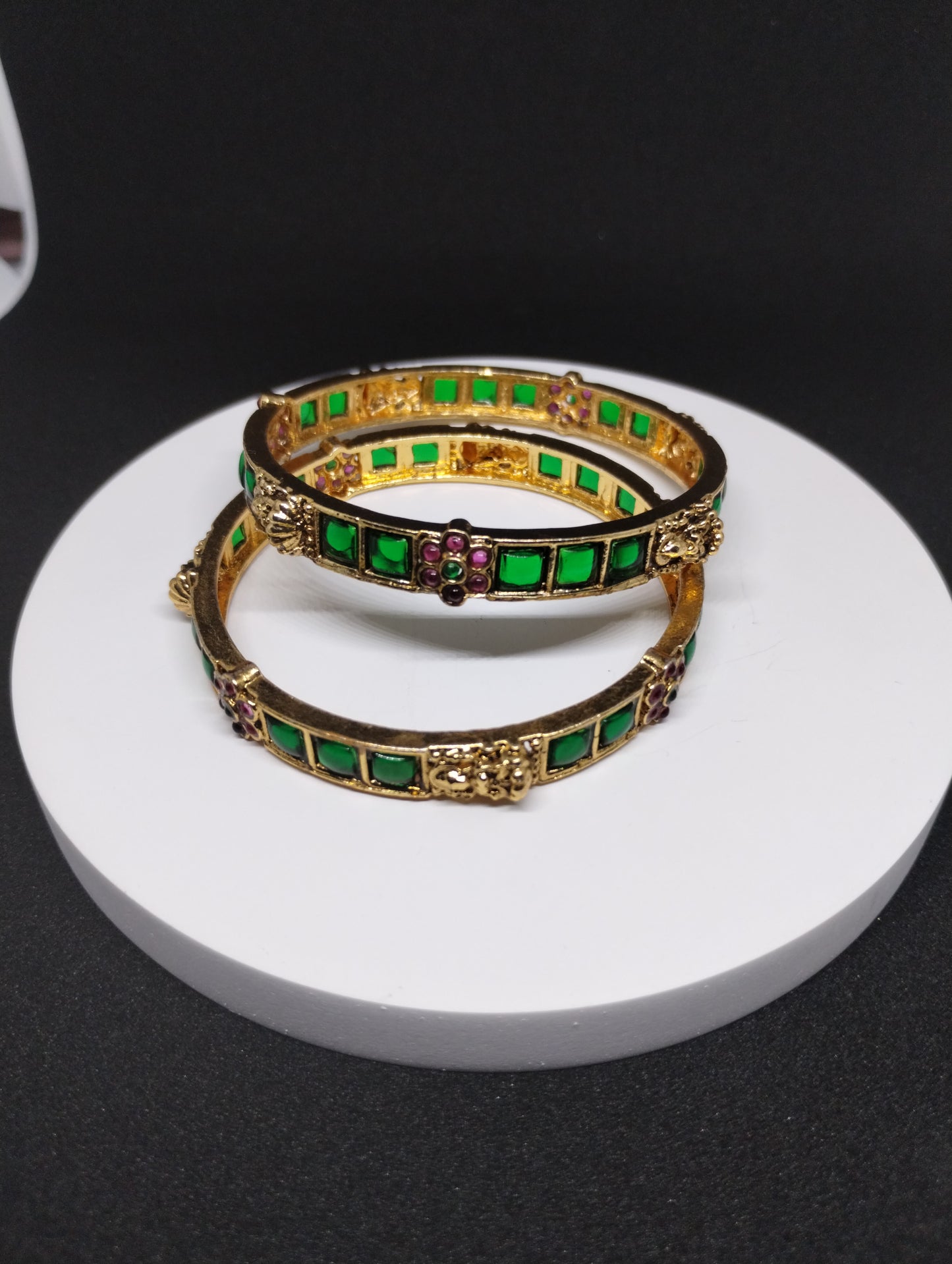 Emerald Heritage Kada Bangles (Pair)