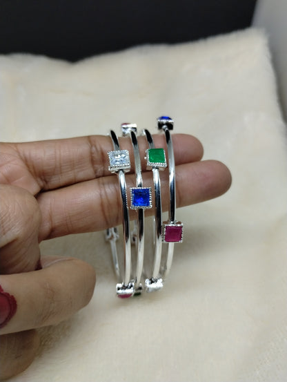 Solitaire Stone Kada Bangle (Pair)