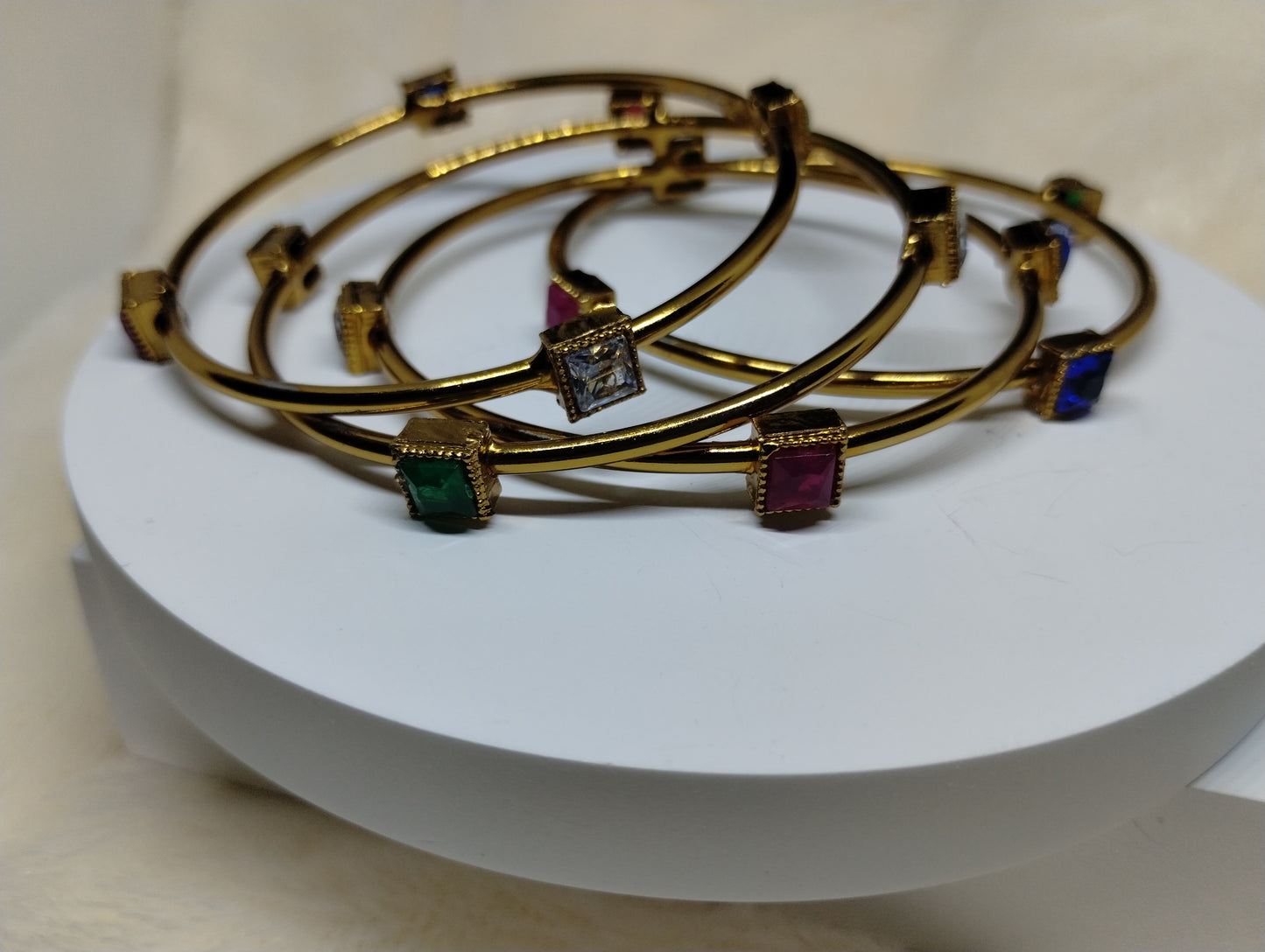 Solitaire Stone Kada Bangle (Pair)