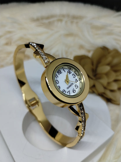 Luxe Crystal Cuff Watch Bracelet – Gold Edition