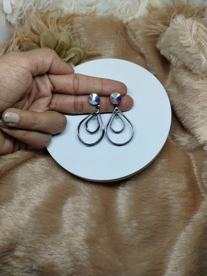 Aurora Noir Geometric Drop Earrings