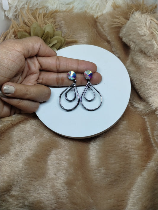 Aurora Noir Geometric Drop Earrings