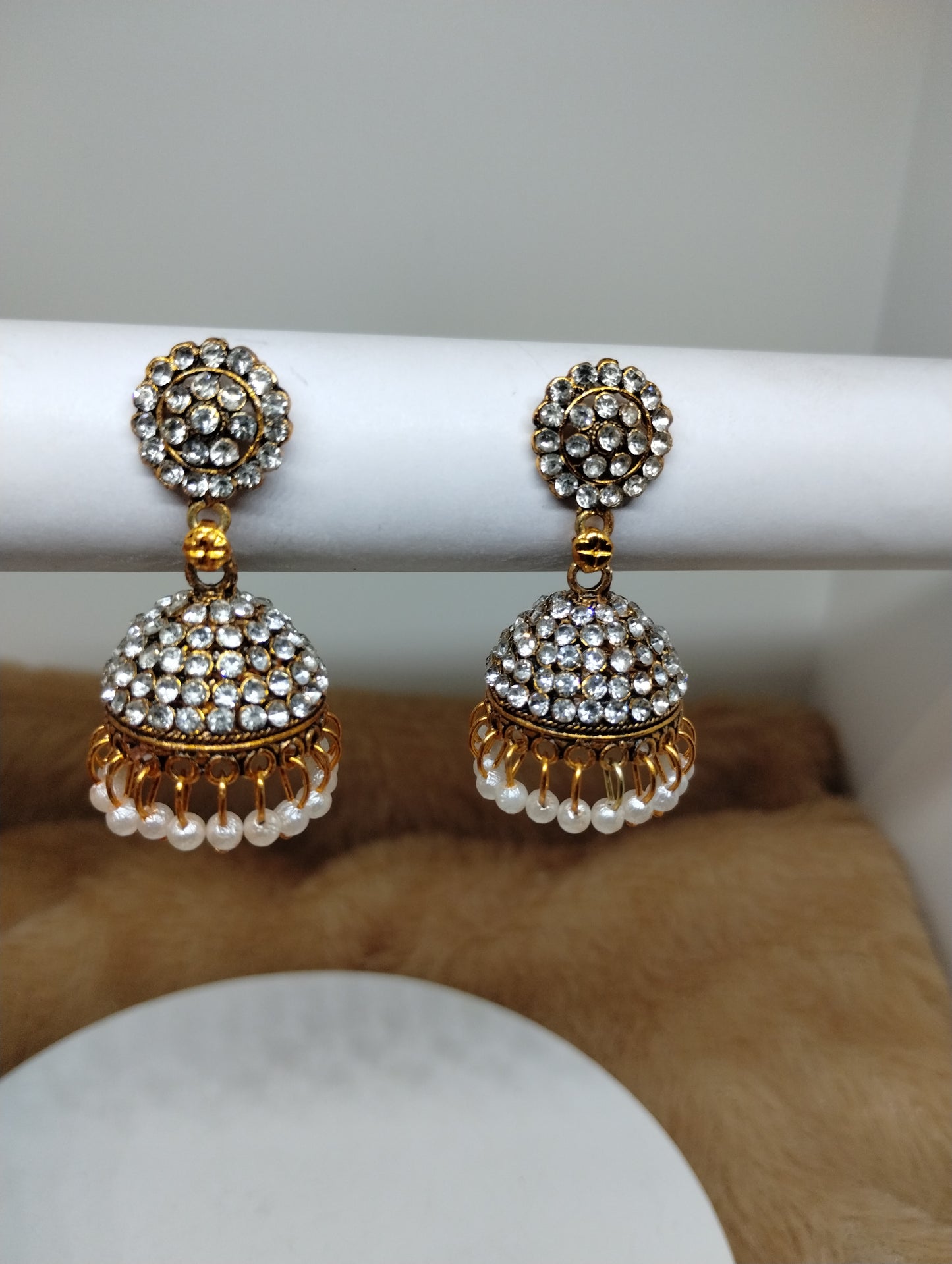 Ruhani Antique Gold Jhumka