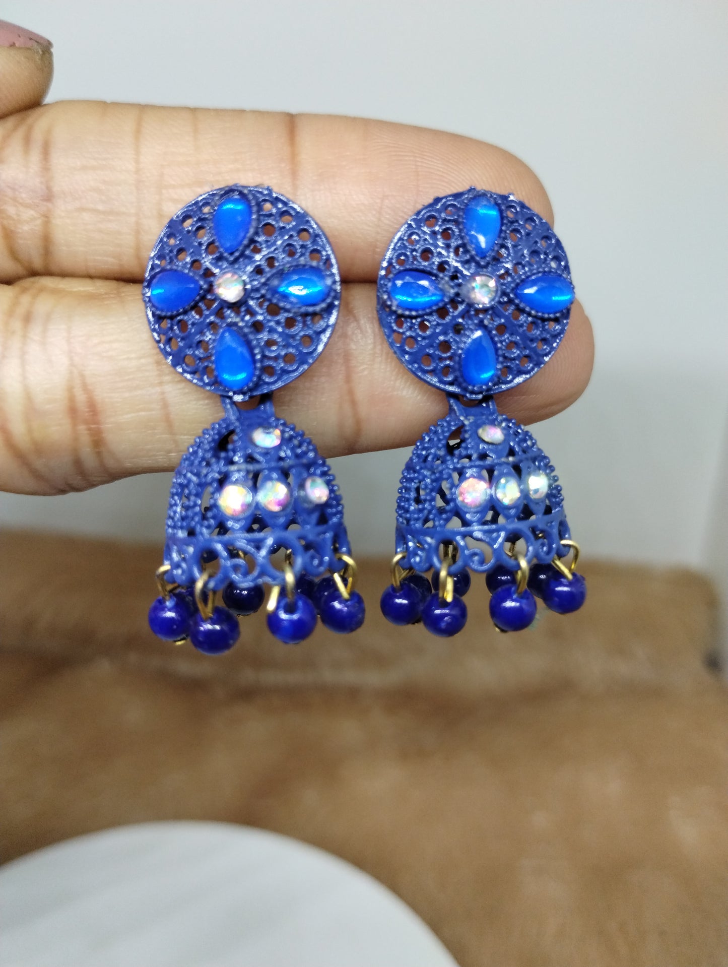Gulnaar Floral Jhumka