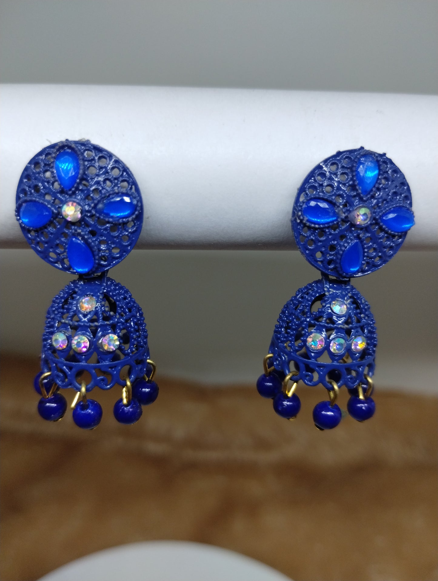 Gulnaar Floral Jhumka