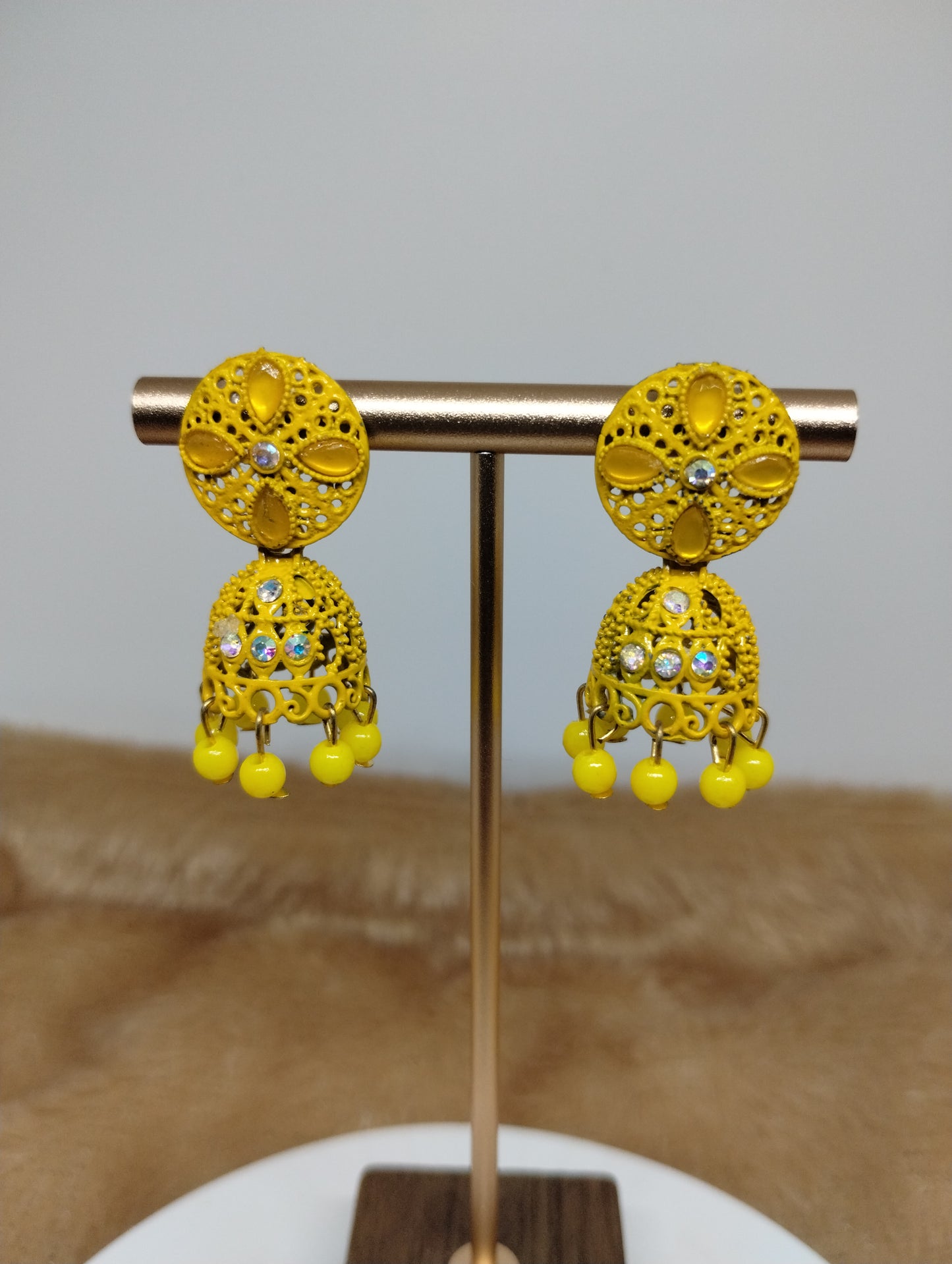 Gulnaar Floral Jhumka