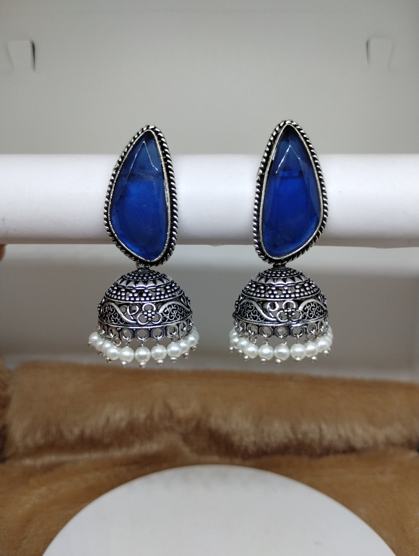 Aarunya Stone Oxidised Jhumka