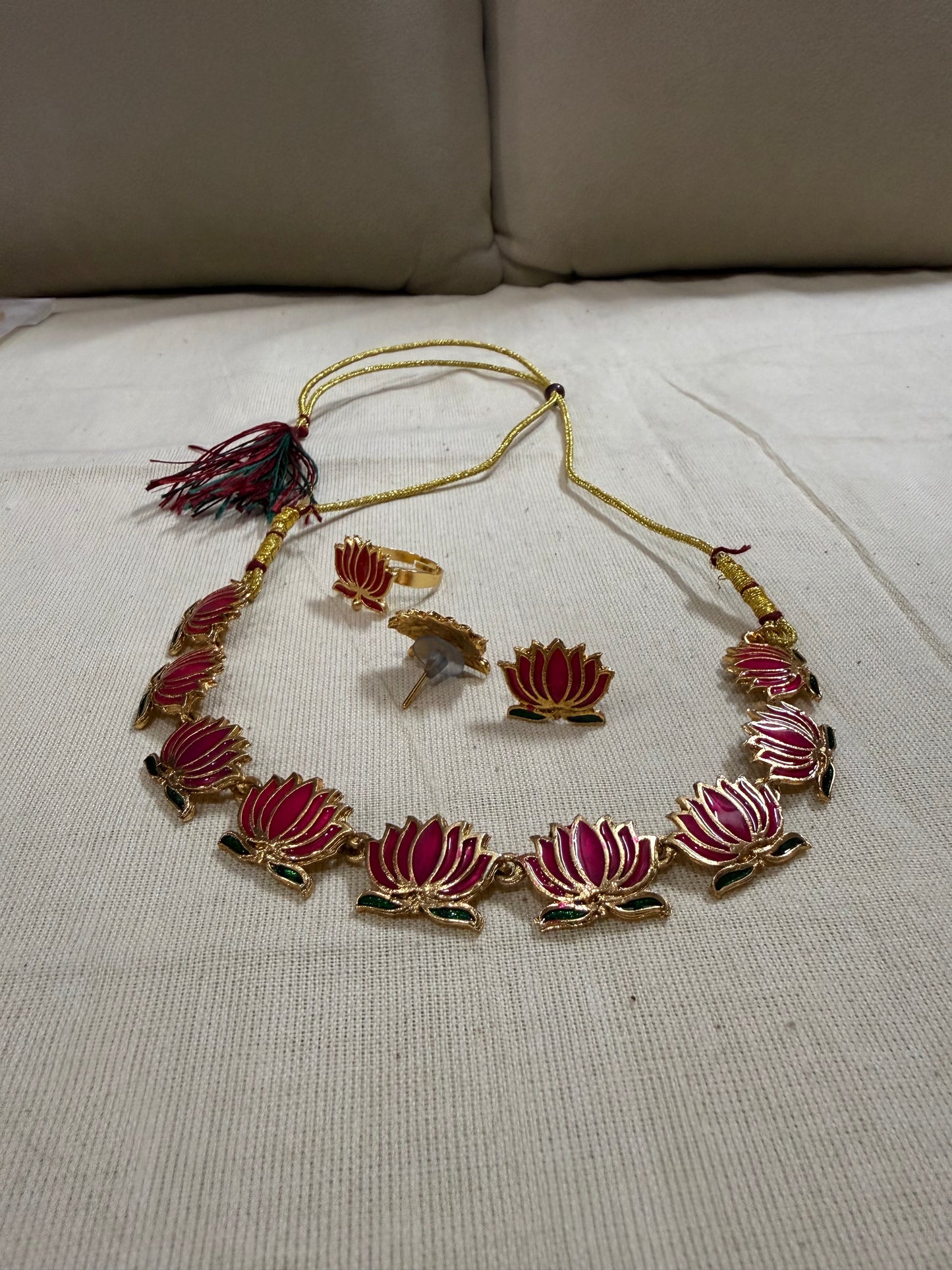 Lotus Bloom Temple Necklace Set