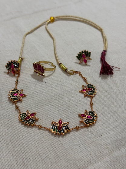 Emerald Lotus Floral Necklace Set with Earrings & Ring
