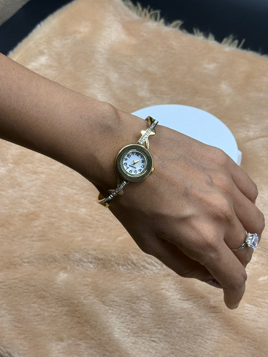 Luxe Crystal Cuff Watch Bracelet – Gold Edition