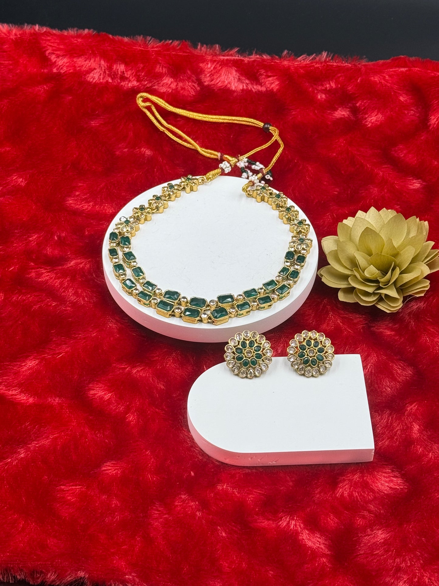 Floral Dual-Layer Stone Necklace Set with Stud Earrings Emerald Green