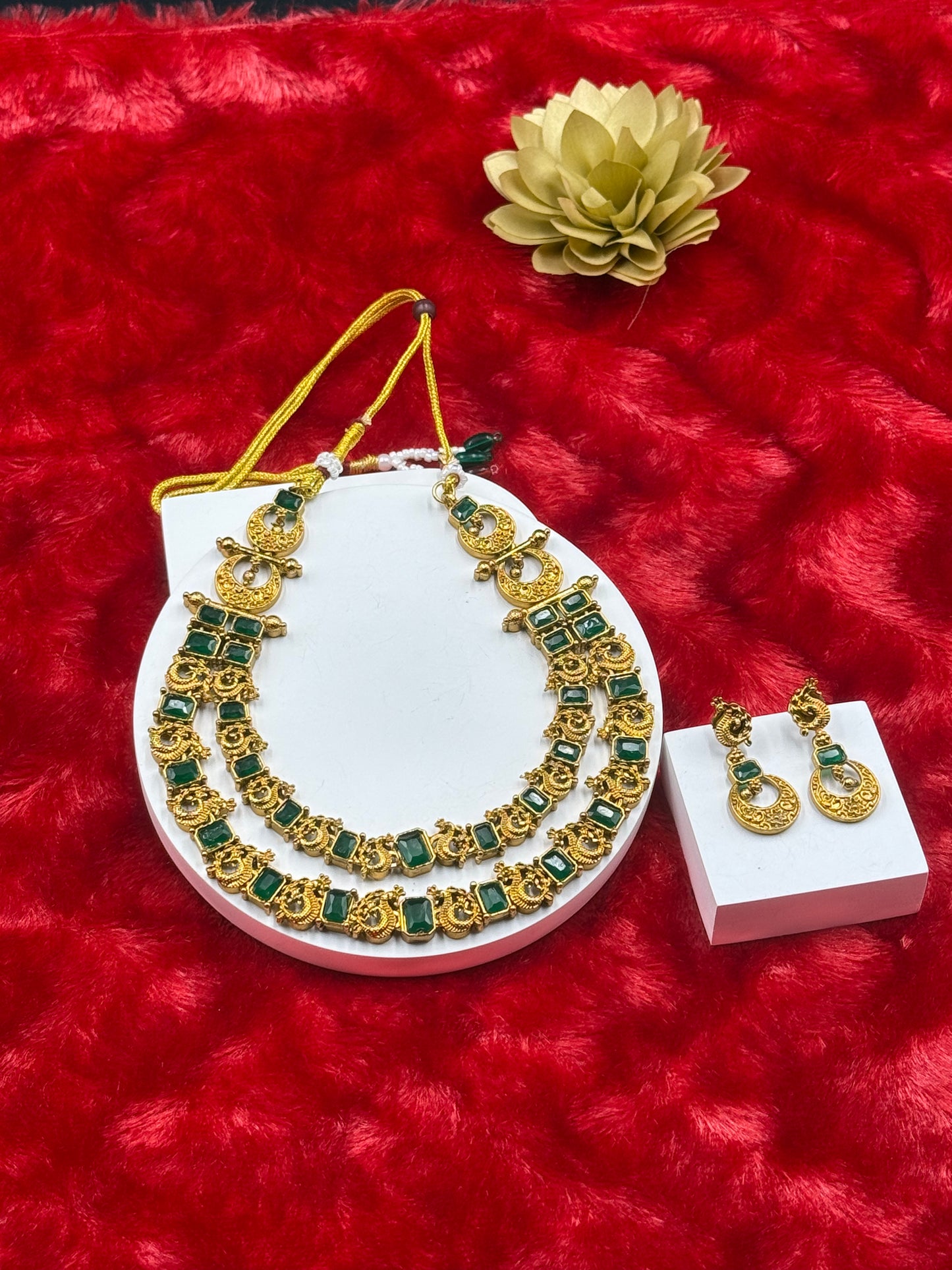Green Kemp Double Layer Temple Necklace Set