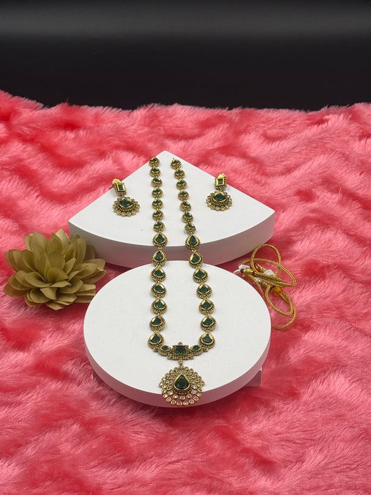 Green Pear Drop Stone Necklace Set with Earrings
