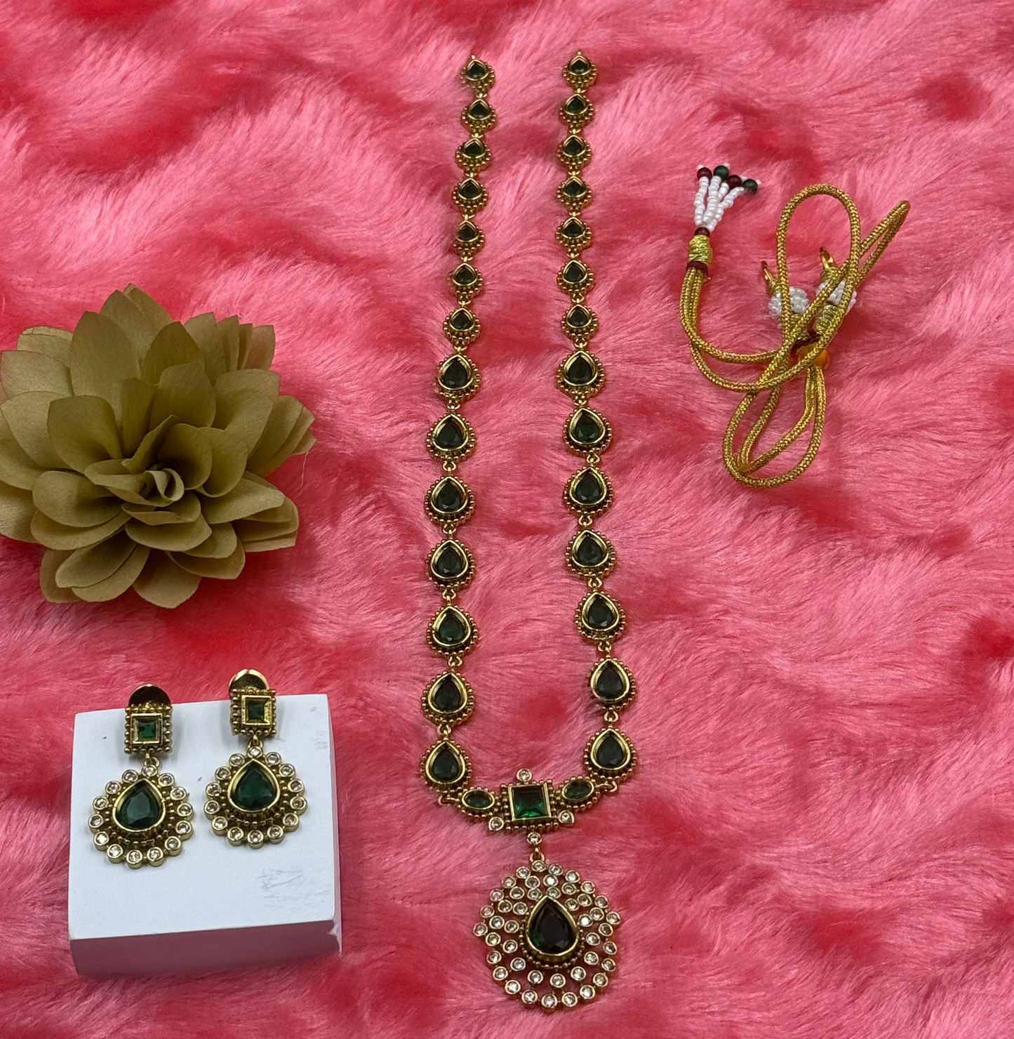 Green Pear Drop Stone Necklace Set with Earrings