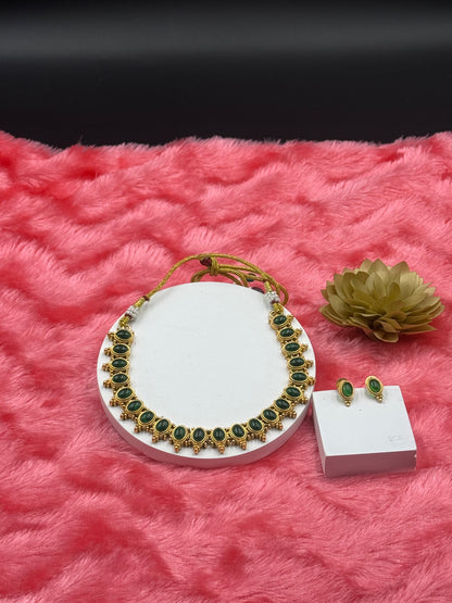 Classic Cabochon Choker Necklace Set with Earrings Emerald Green