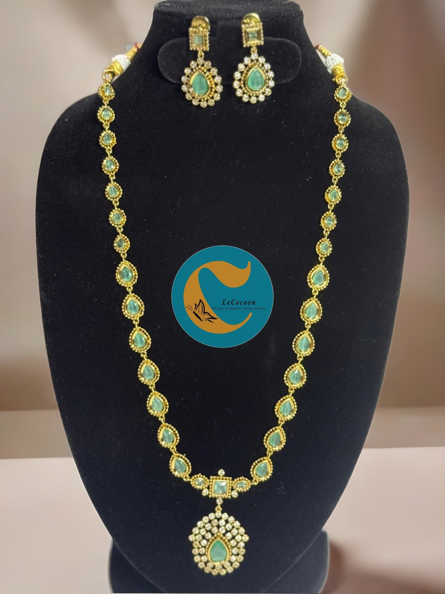 Light Green Pear Drop Stone Necklace Set with Earrings