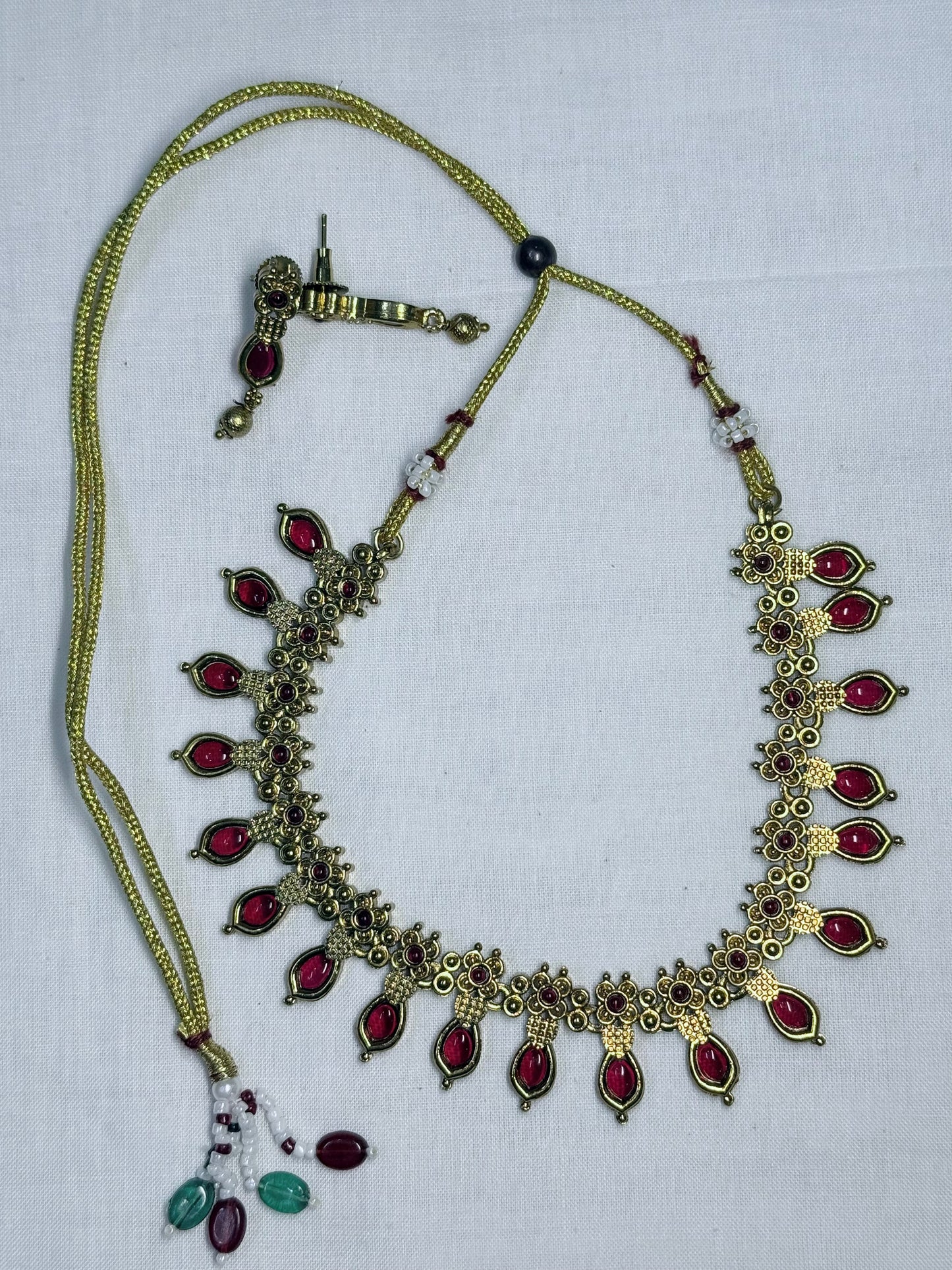 Necklace Set Maroon Stone