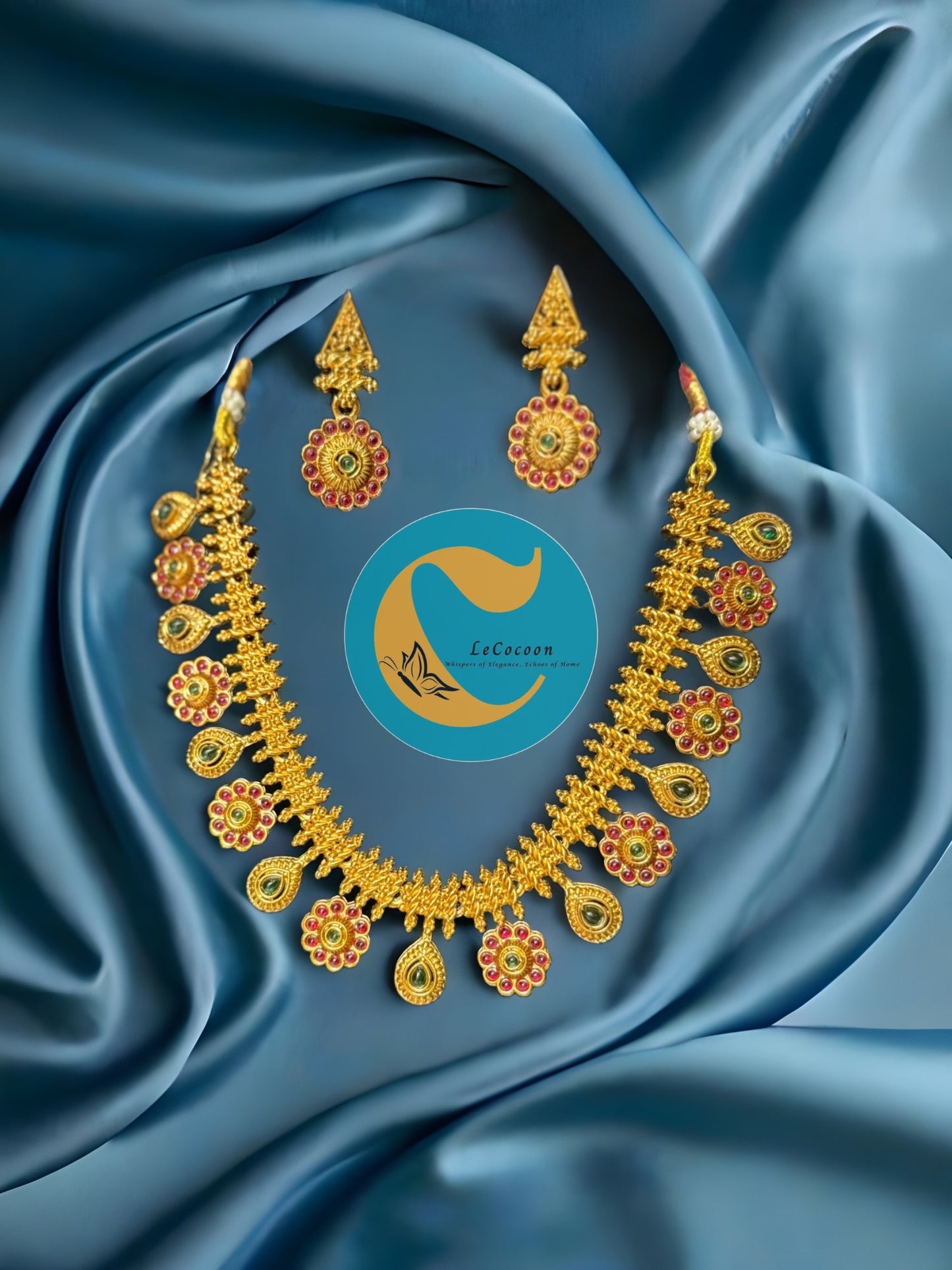 Floral Necklace Set Ruby-Green Stones